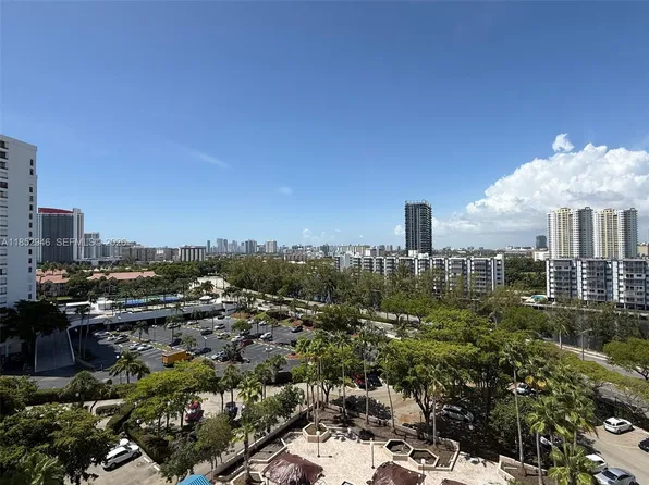 500 Three Islands Blvd APT 715, Hallandale, FL 33009