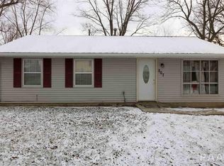 207 Blossom Ter, Washington, IL 61571