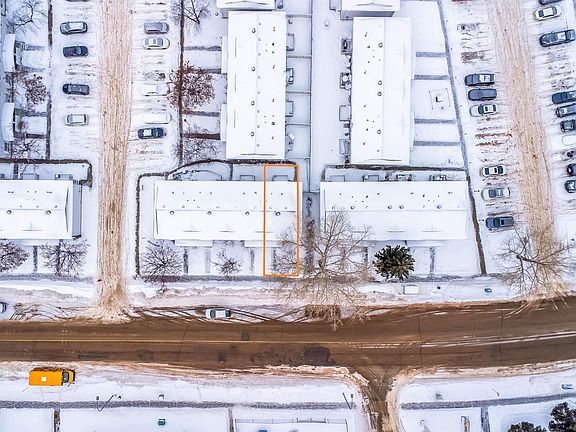 5th image of 1576 Mill Woods Rd E