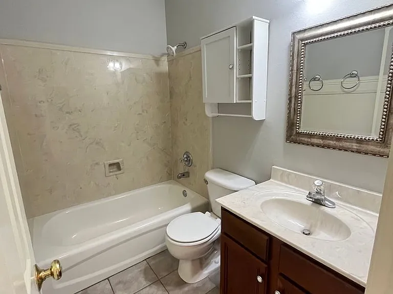 8570 Meadow Green Dr — Photo 19