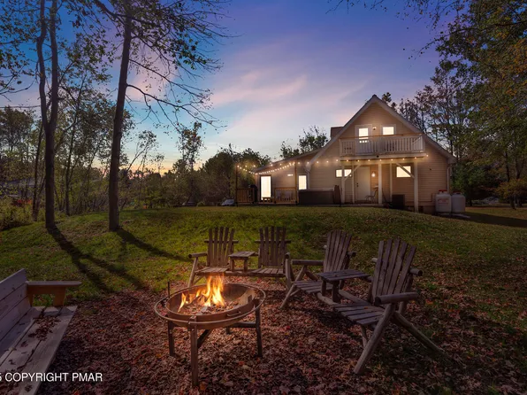 142 Driftwood Dr, Blakeslee, PA 18610