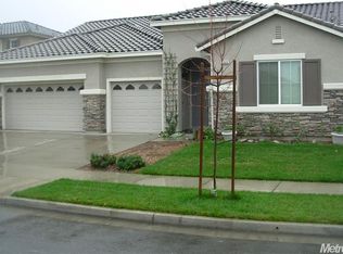 3880 Kiwi Dr, Ceres, CA