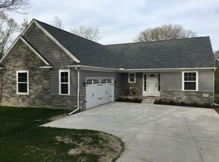 2617 Middlebelt Rd, West Bloomfield, MI 48324