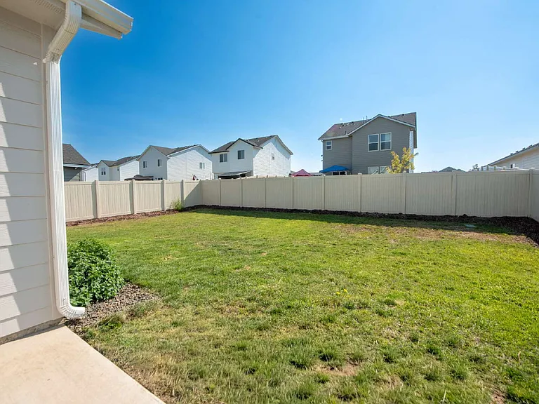 18352 N Lion Head Ave — Photo 13