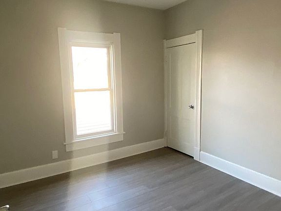 2nd image of 2042 N Park Ave