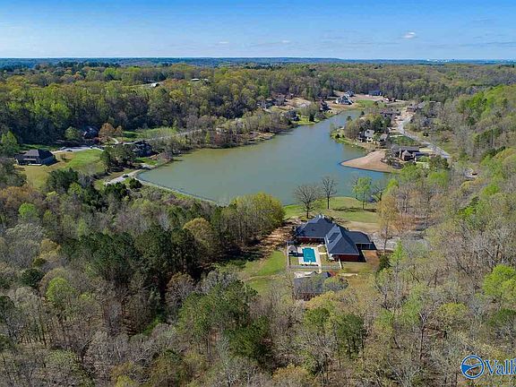 4th image of 3734 Timberlake Ct SW