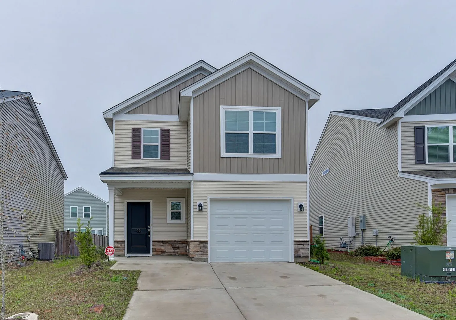 Modern Comfort in a Quiet Cul-de-Sac 3 Bed, 2.5 Bath Home in Eastfair Subdivision, just 10 minute... — Photo 1