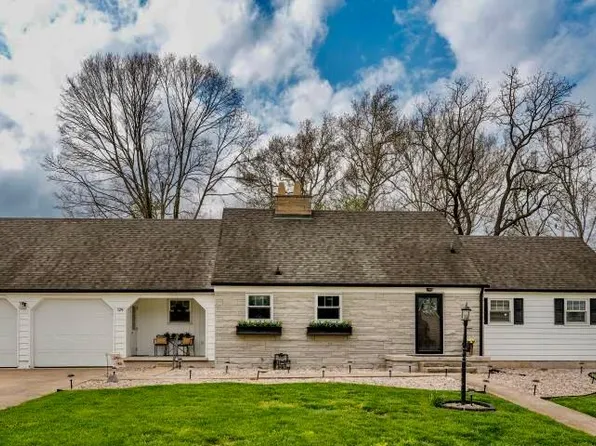 129 Columbia Dr, Waverly, OH 45690