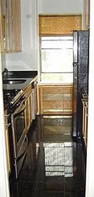 Rented by Manhattan Apartment Organization | media 26