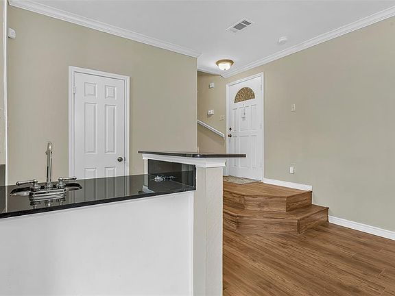 2nd image of 6004 Auburndale Ave APT F