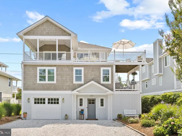 36793 Bayside Dr, Fenwick Island, DE 19944