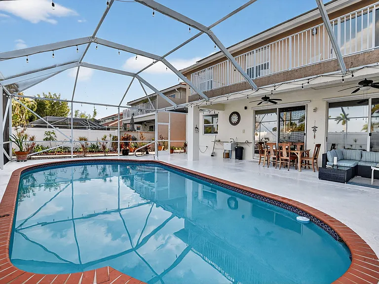 18280 Coral Isles Dr — Photo 53