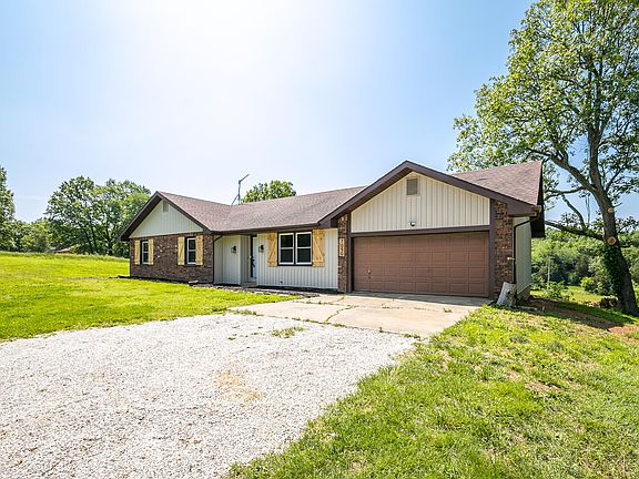 3rd image of 7050 W Farm Road 2