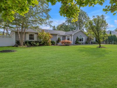 5 Crawford Drive, Dix Hills, NY, 11746