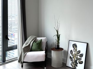 8 Cumberland St #3104, Toronto, ON M4W1J5