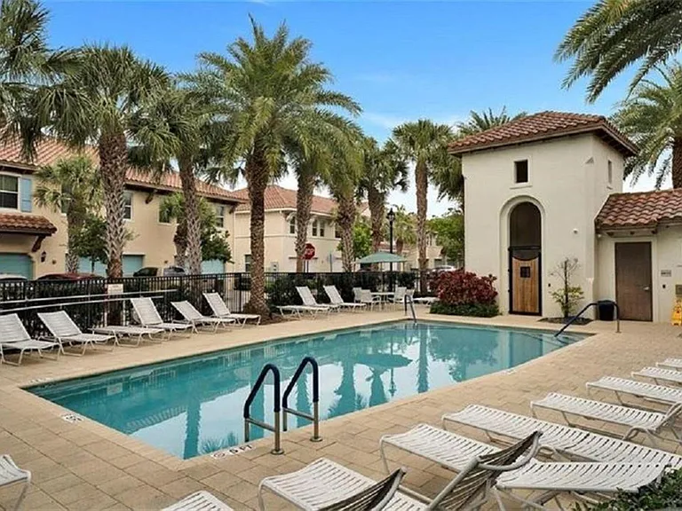 2930 Cascada Isles Way — Photo 22