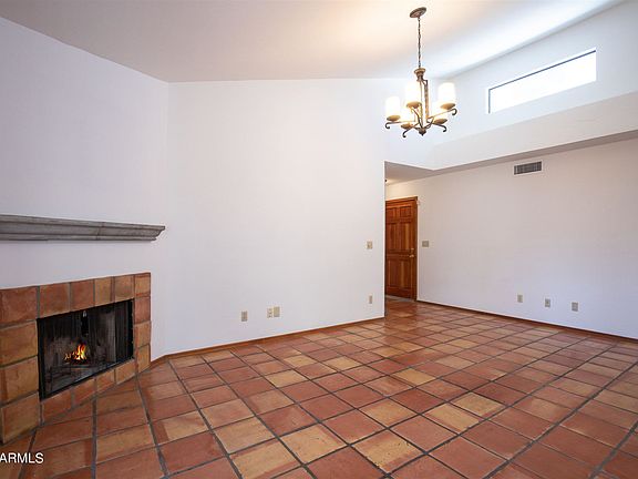 5th image of 4226 N 22nd St Unit 20