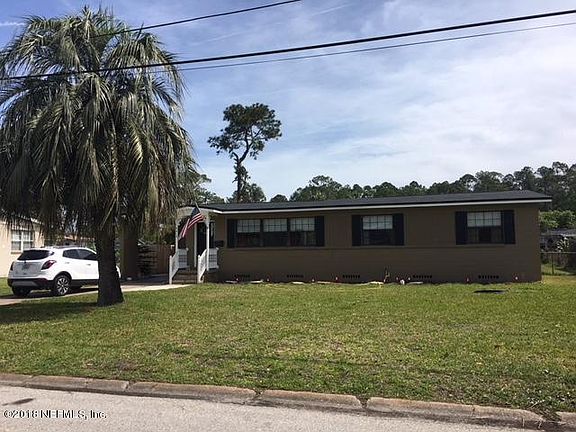 2nd image of 2413 Emily Dr
