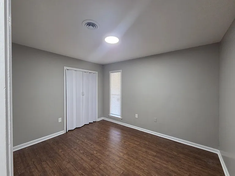 5787 Northland Dr — Photo 11
