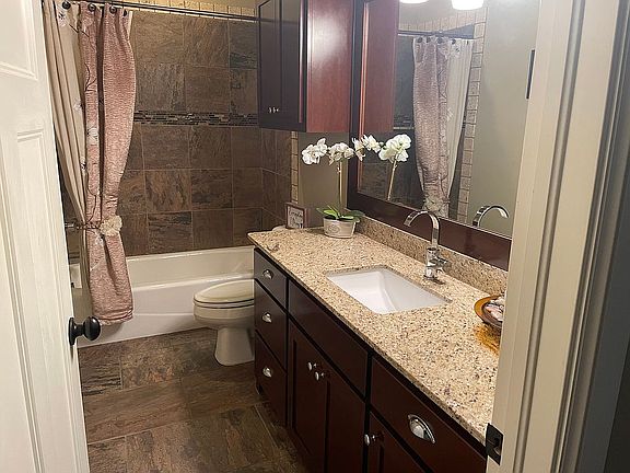 4th image of 17021 Madrid Cir