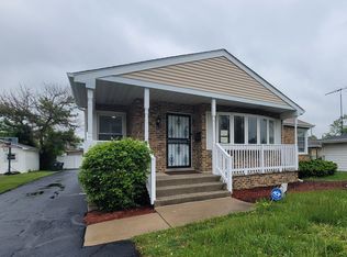 780 E 164th St, Dolton, IL 60473