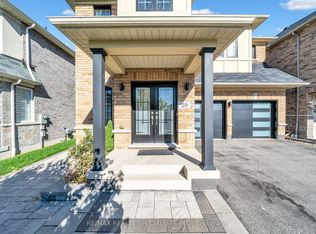 29 Skelton Cres, Ajax, ON L1Z 0S2