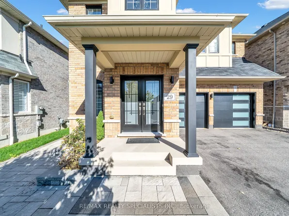 29 Skelton Cres, Ajax, ON L1Z 0S2