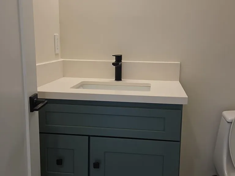 1070 Masselin Ave #1/4 — Photo 8