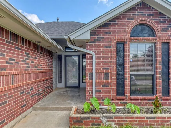 313 SW 141st St, Oklahoma City, OK 73170