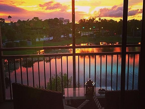 West facing Balcony for gorgeous sunsets