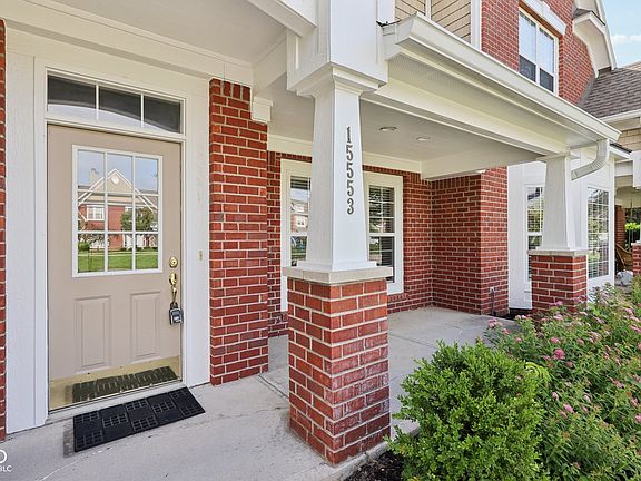 2nd image of 15553 Portland Dr