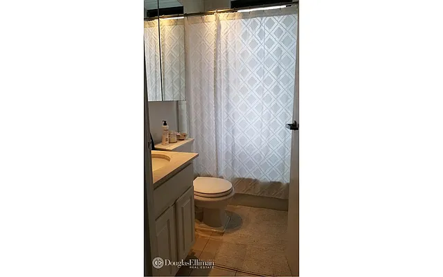 Rented by Douglas Elliman | media 21