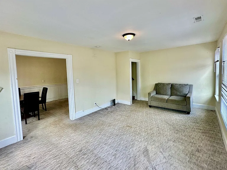 254 Franklin St #2 — Photo 6