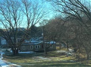 17810 Holly Ln, Crescent, IA 51526