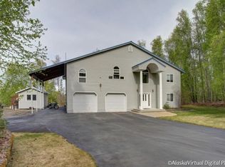 22620 Inlet Vista Dr, Chugiak, AK 99567