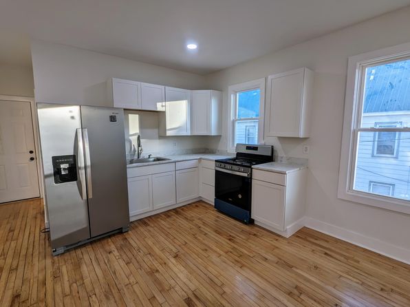 43 Pulaski St UNIT 1