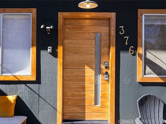 5th image of 376 Riverside Ave