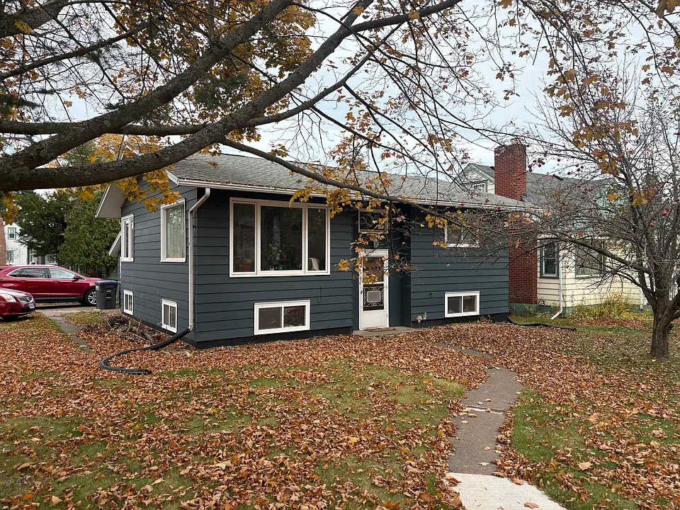 1036 Grandview Ave