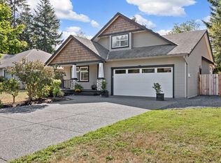 2221 Whiskey Jack Way, Courtenay, BC V9N9W4
