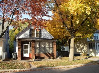 1017 Harrison Ave, Saint Joseph, MI 49085
