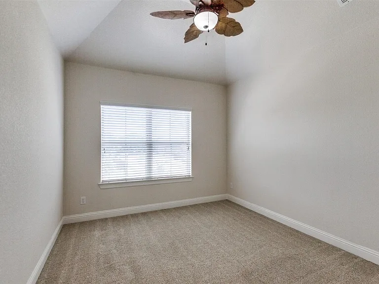 12618 Akenside Rd — Photo 18