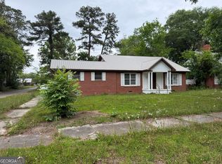 225 W Jessamine St, Fitzgerald, GA 31750