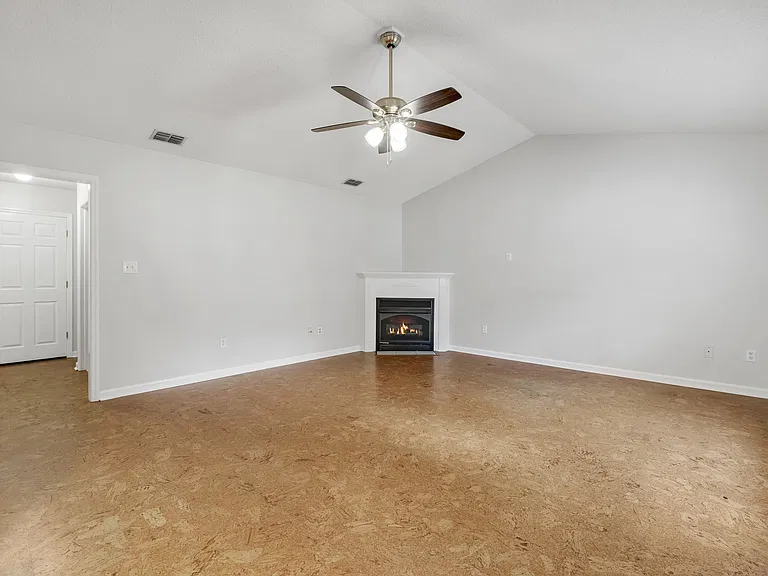 1940 Maymeadow Ln — Photo 16
