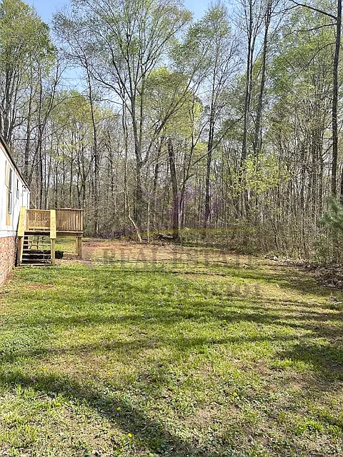 3 BR, 2 BA mobile home in country setting — Photo 2