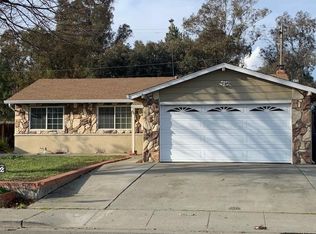 942 Nightingale Dr, Fairfield, CA 94533