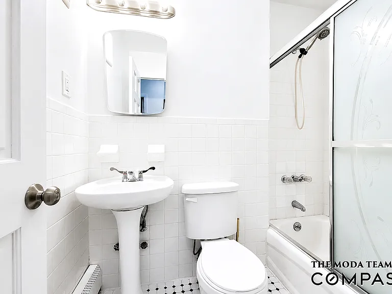 3511 Riverdale Ave #2 — Photo 9