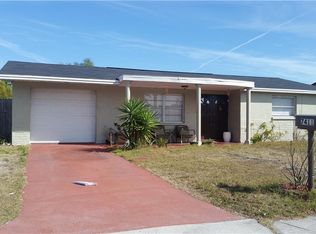 7411 Oakshire Dr, Port Richey, FL 34668