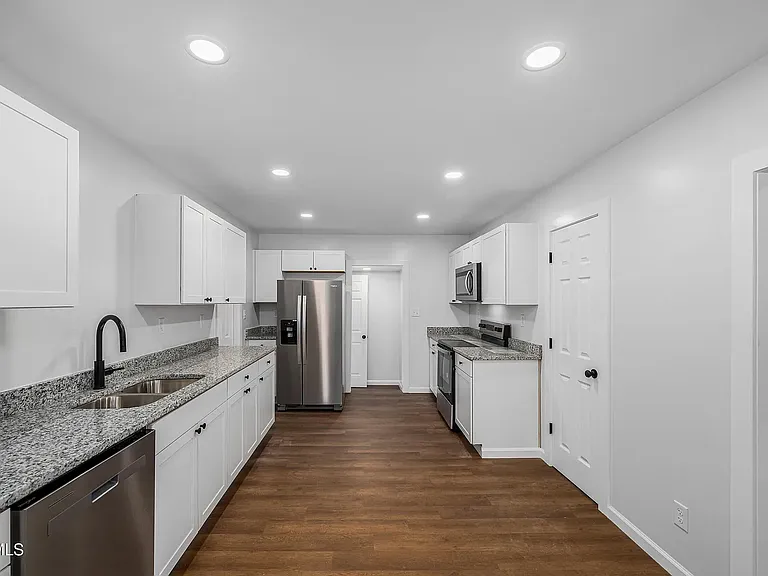 1007 Spring St — Photo 20