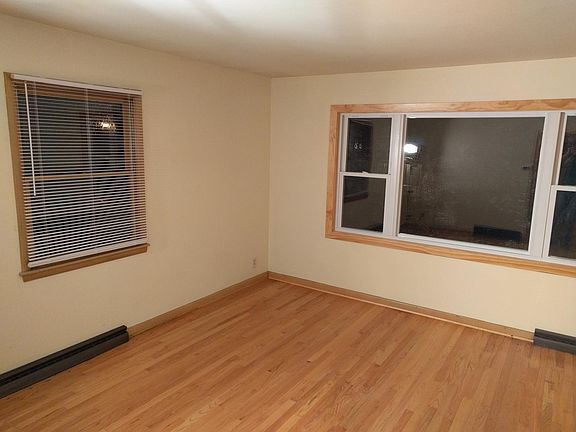 4th image of 3175 S Griffin Ave