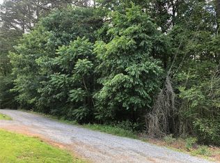 Vac Hillcrest St, Albemarle, NC 28001